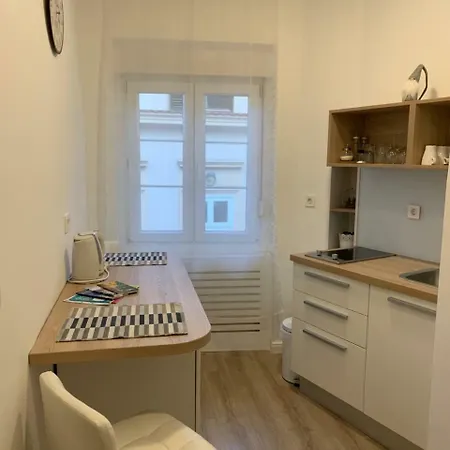 Sb 42 Zagreb