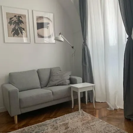 Sb 42 Apartman